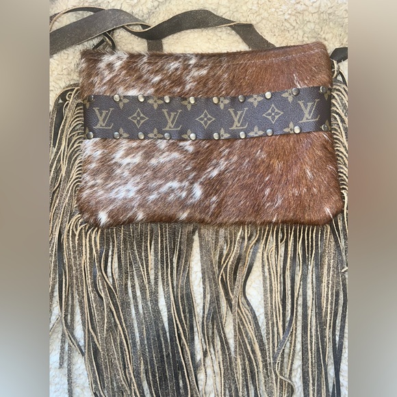 Keep It Gypsy Crossbody Purse - Picture 2 of 5